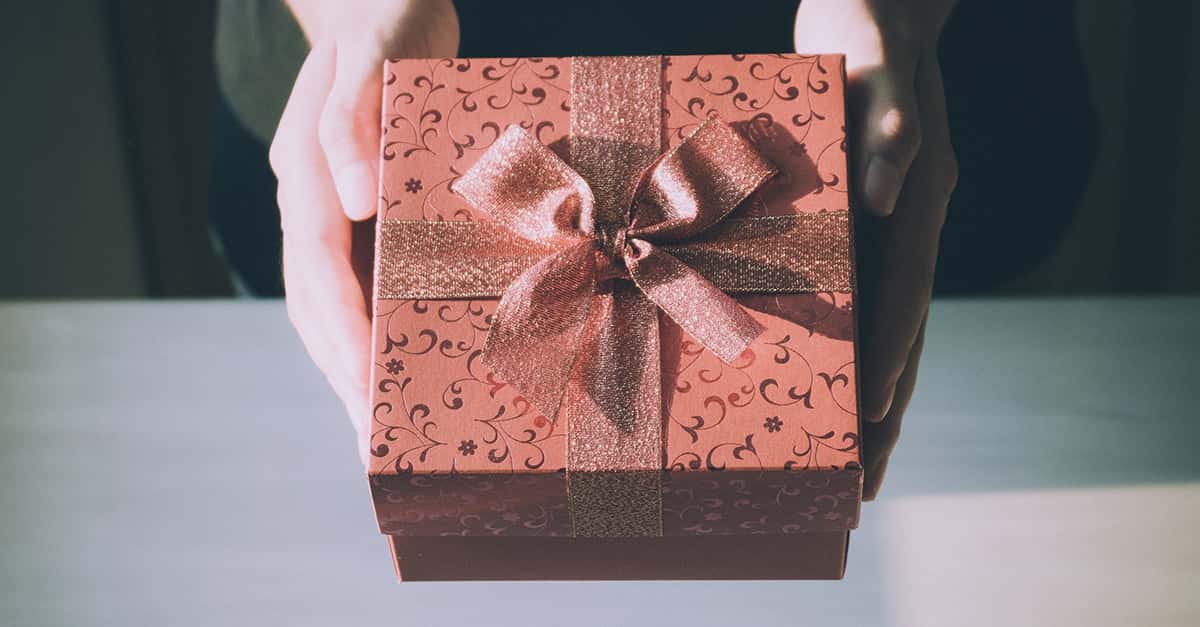 Jingle Hells: These Are The Pettiest Christmas Gifts Ever