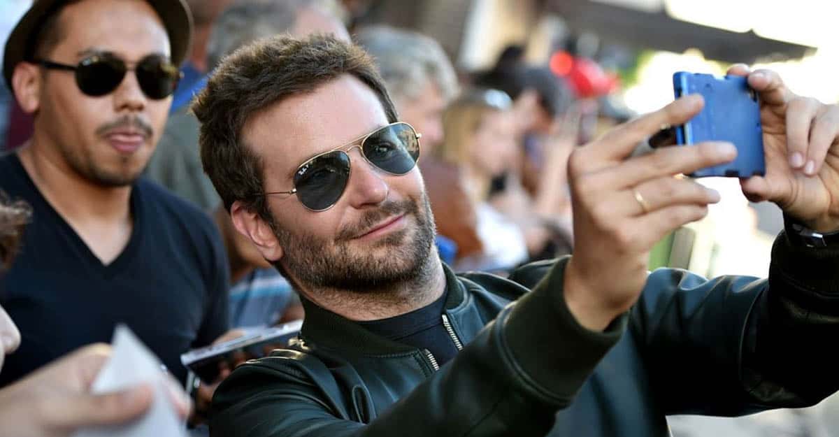 People Share Their Most Surprisingly Nice Celebrity Encounter