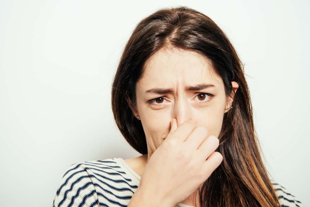bad-smell-min-1527033615250.jpg