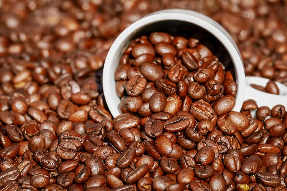 coffee-beans-3392159_960_720-1526385423607.jpg