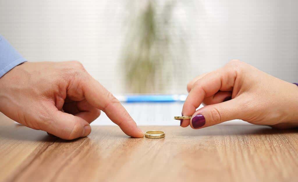divorce-1527810192554.jpg