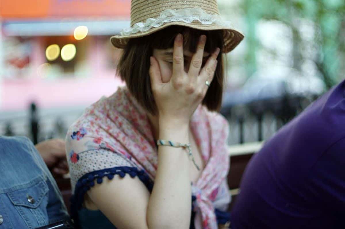 facepalm_girl-1524506623997.jpg