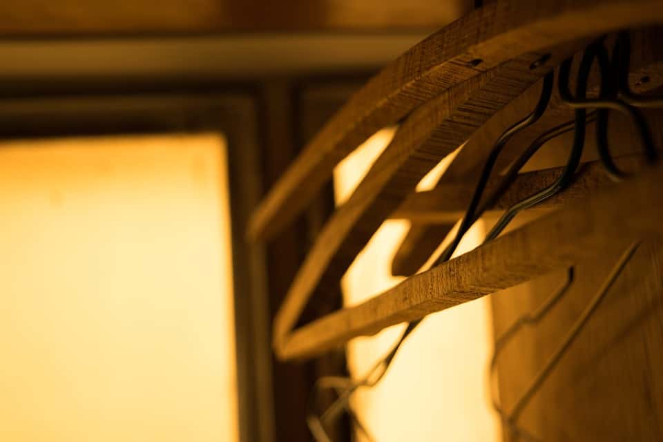 indoor-hangers-closet-wooden-2598288-1526764126547.jpg