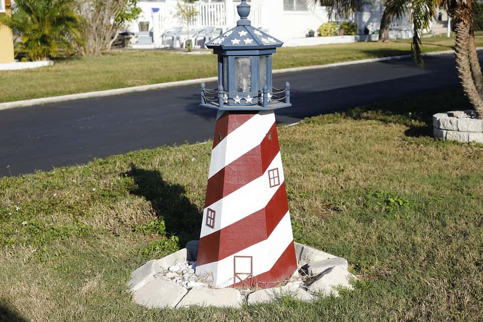 lighthouse-1527611250423.jpg