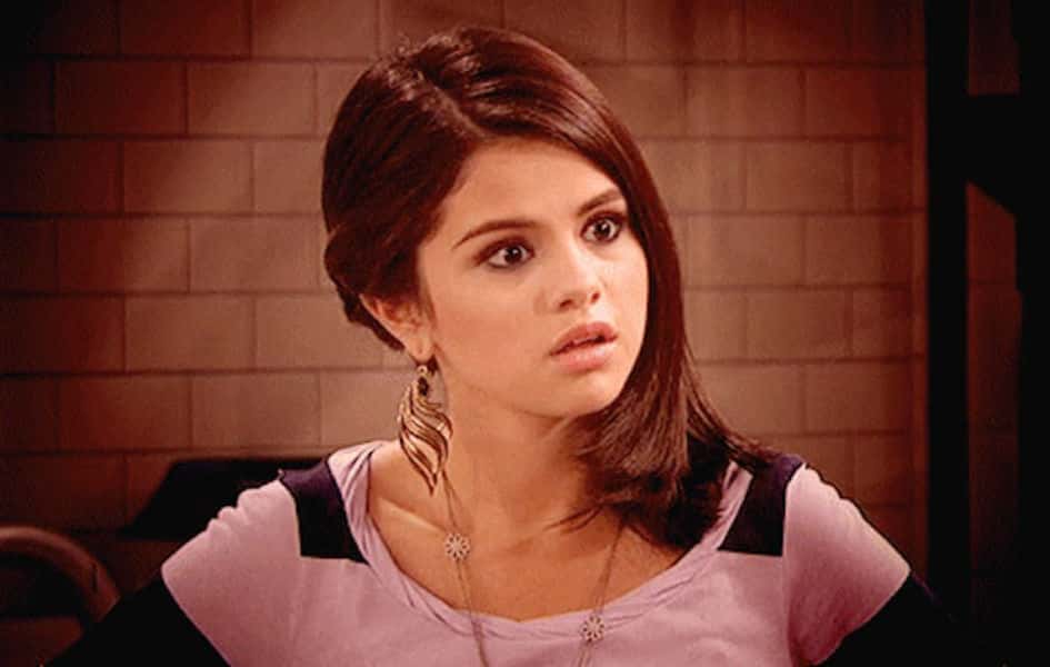 selena-gomez-scared-1525351582237.jpg