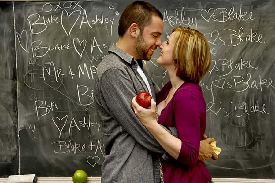 teachers-1528760226563.jpg
