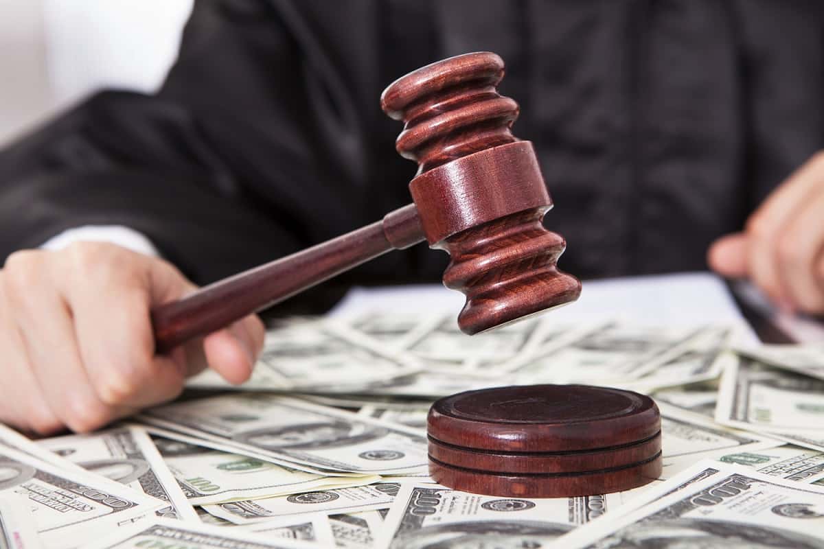lawsuit-settle-orig-1530645881549.jpg