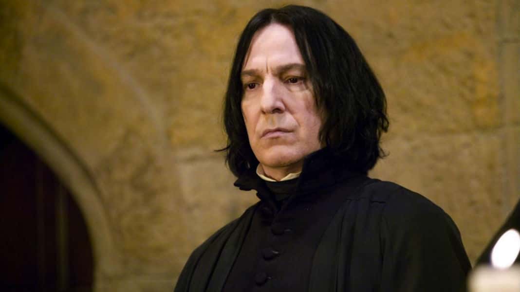 severus-snape-alan-rickman-1526350775802.jpg