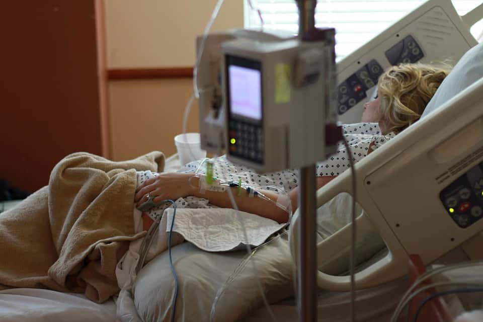 hospital-840135_960_720-1541538639659.jpg