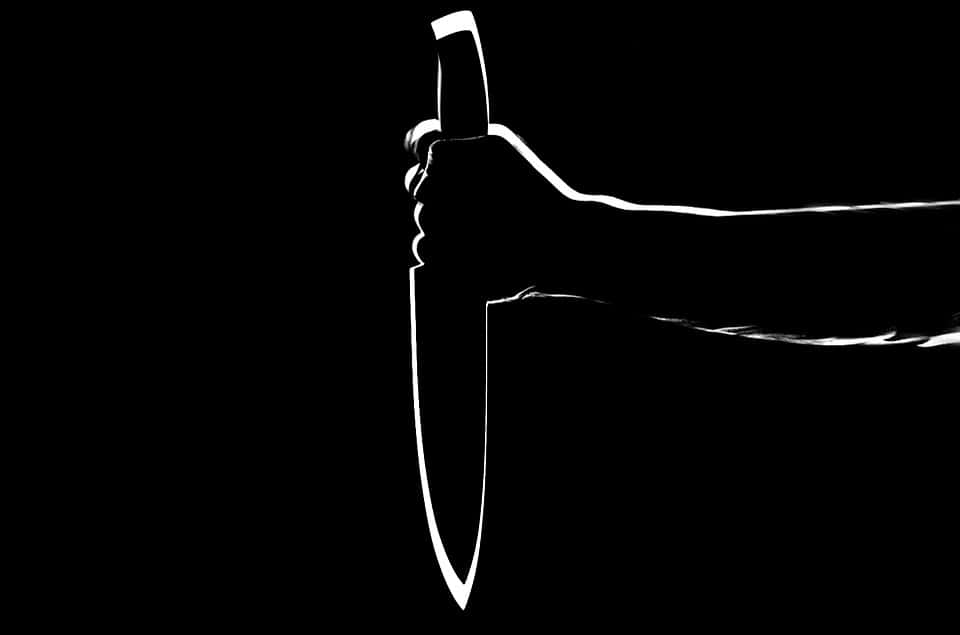knife-316655_960_720-1541540644195.jpg