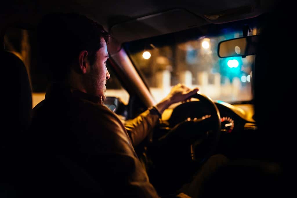 man_driving-night-1024x683-1534381819489.jpg