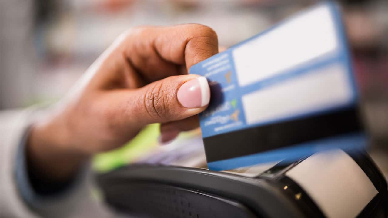 5-ways-thieves-steal-credit-card-data-1534306303879.jpg