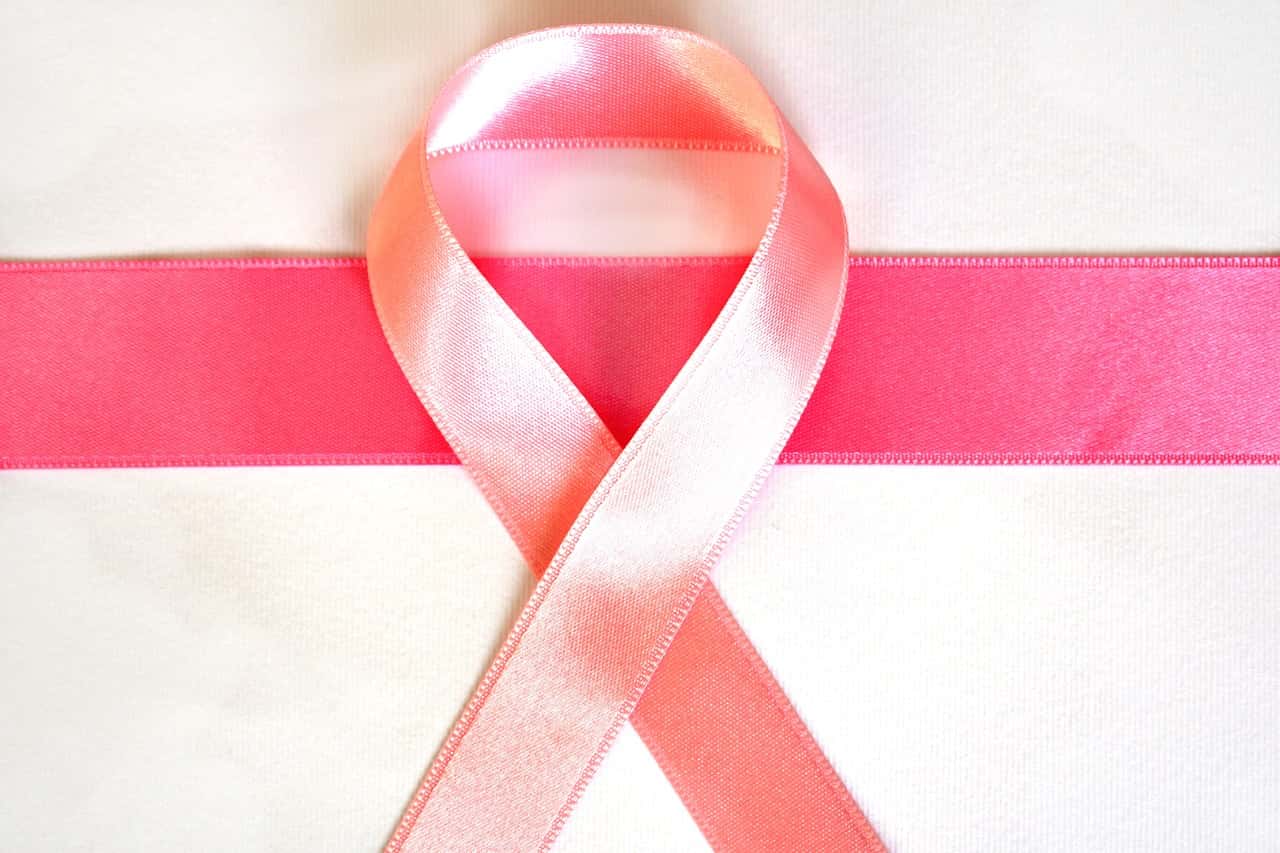 pink-ribbon-3715346_1280-1544048946480.jpg