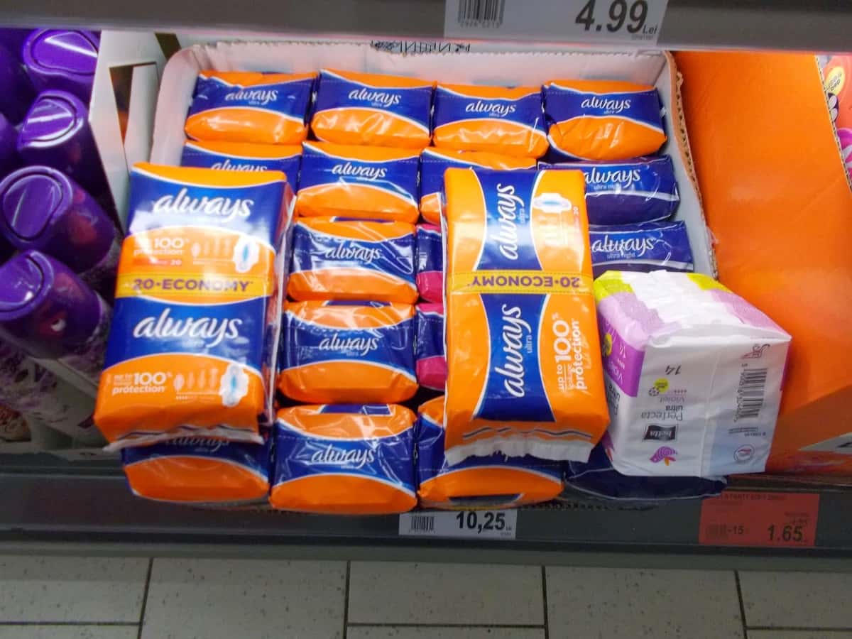 always_maxi_pads-1549402074732.jpg
