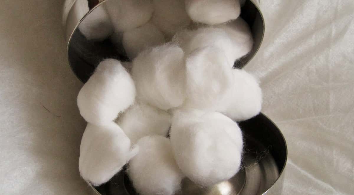 canister-with-cotton-balls-1549405458829.jpg