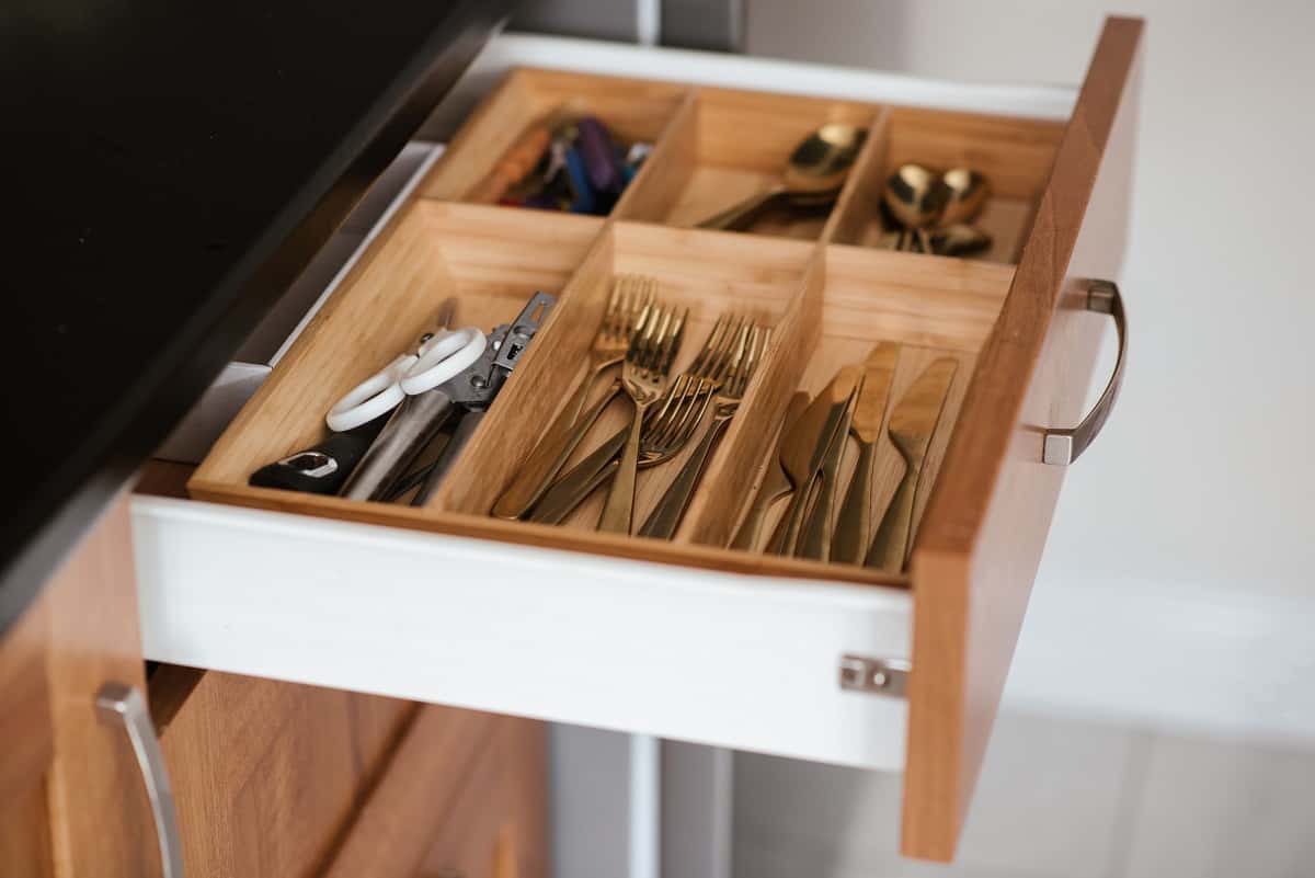 contemporary-cutlery-drawer-1166424-1549402288663.jpg