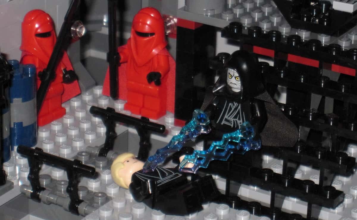 lego_star_wars_-_set_10188_death_star_-6884960597--1549405774014.jpg