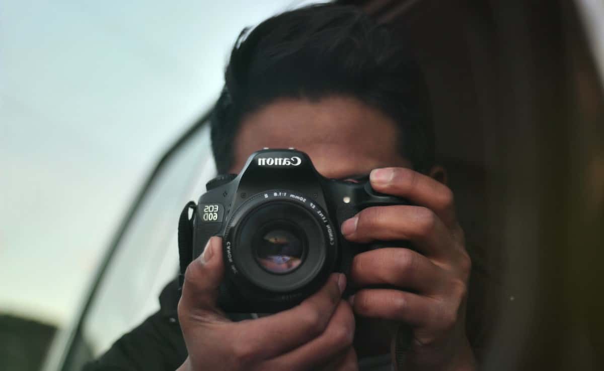 camera_canon_dslr_hobby_lens_photographer_photography_profession-1085284-1552413934404.jpg