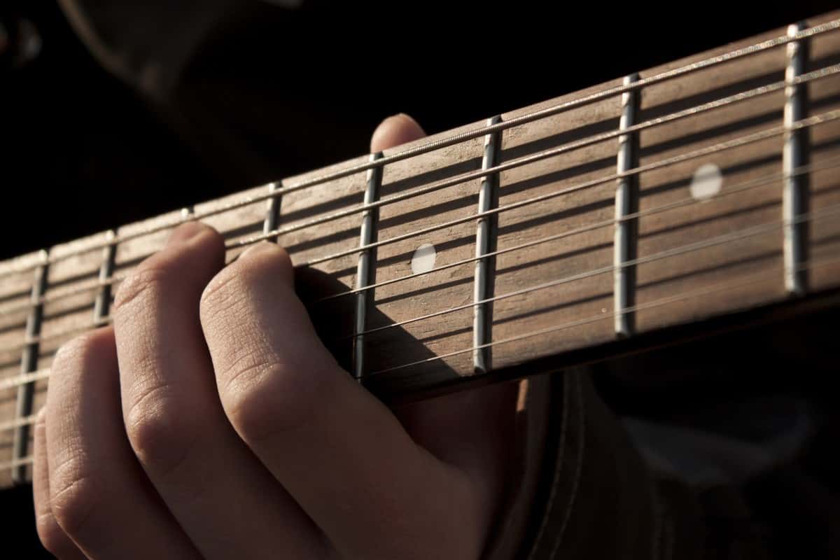 guitar_music_rock_musical_instrument_guitarist_street_musician-656625-1552431769082.jpg