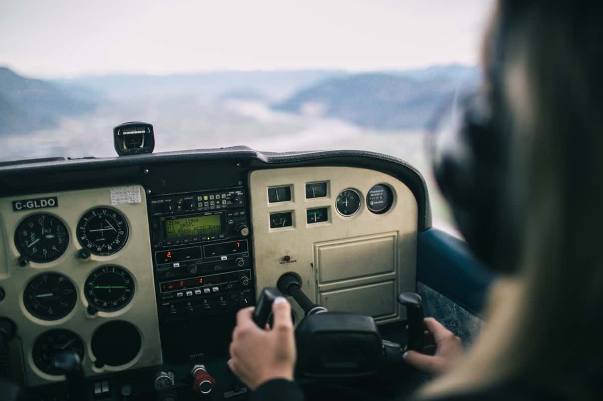 helicopter_cockpit_dashboard_instruments_aviation_technology_aircraft_trans-1552433175494.jpg