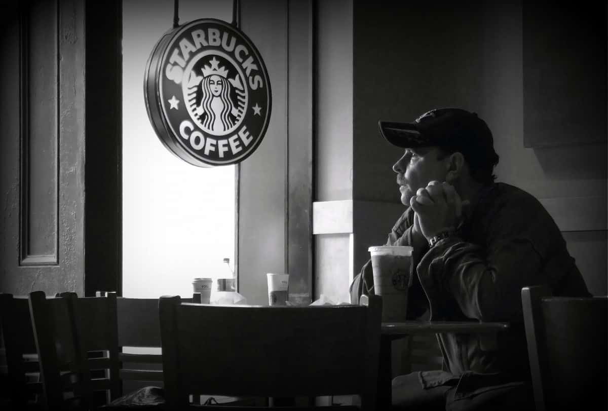 street_coffee_caf_starbucks_street_photography_lonely_morning_think-870685-1552433080629.jpg