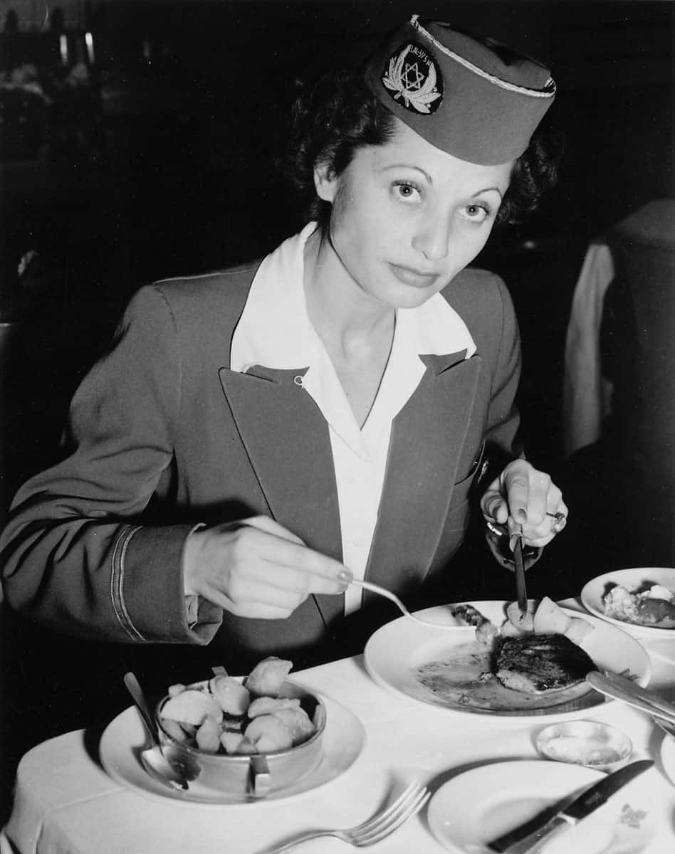09-28-1950_08222_stewardess_van_el_al_-5399030748--1553723909906.jpg