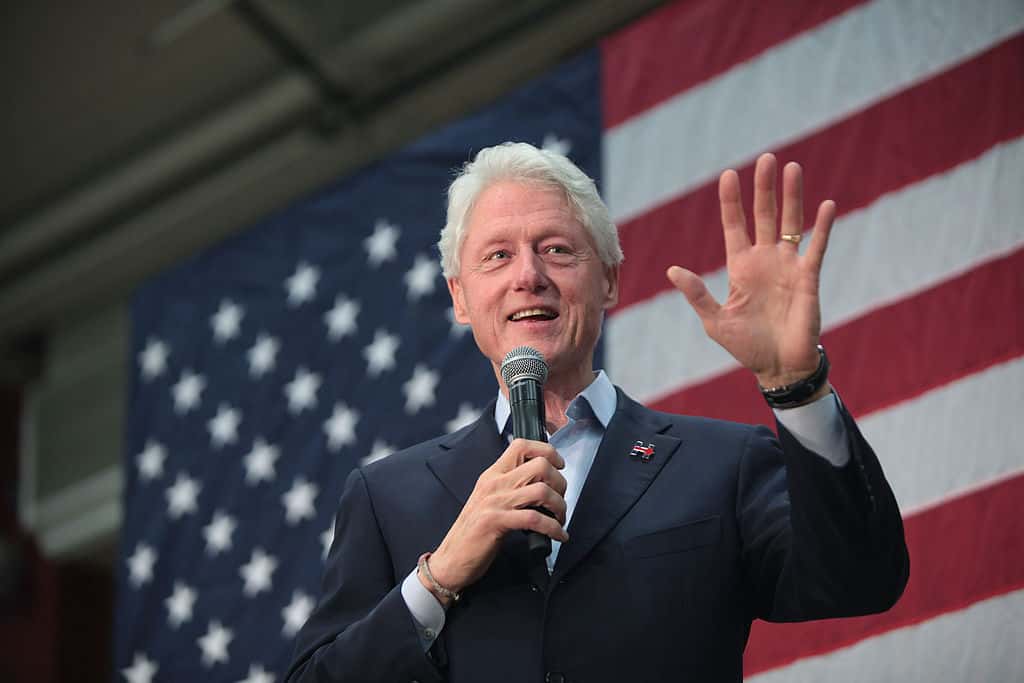 bill_clinton_by_gage_skidmore_2-1555535151043.jpg