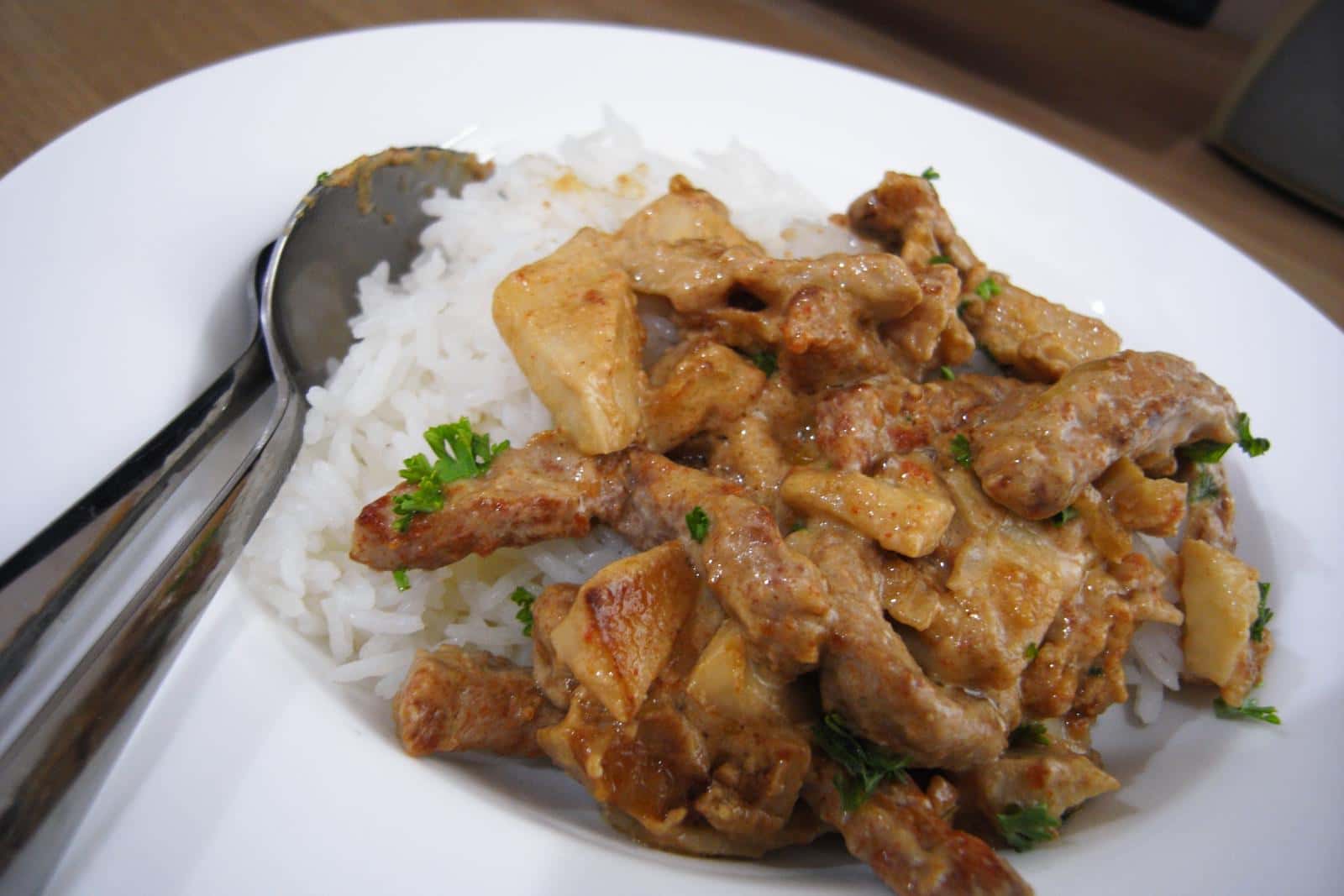 beef_stroganoff-02-1542334367275.jpg