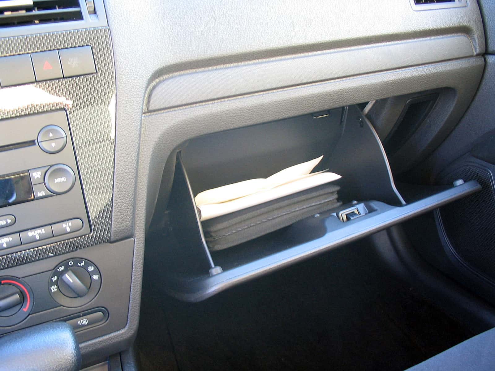 glove-box-1556899447307.jpg