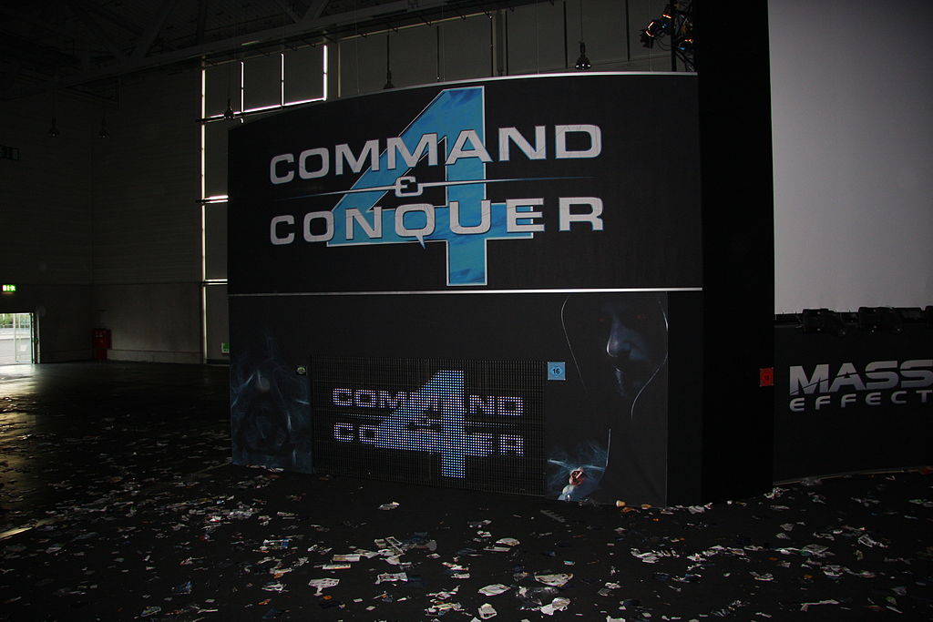 1024px-command_-_conquer_4-_tiberian_twilight_presentation_room_at_gamescom-1562088207593.JPG