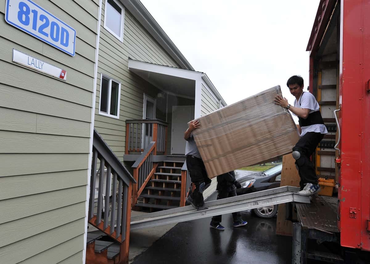 120611-g-kl864-553-lally-family-move-from-kodiak-housing-1562088838751.jpg