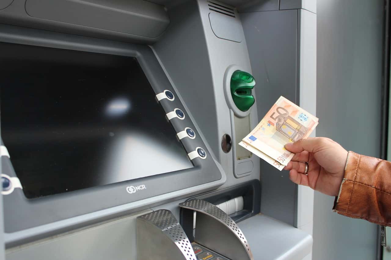 atm-1524871_1280-1562668710332.jpg