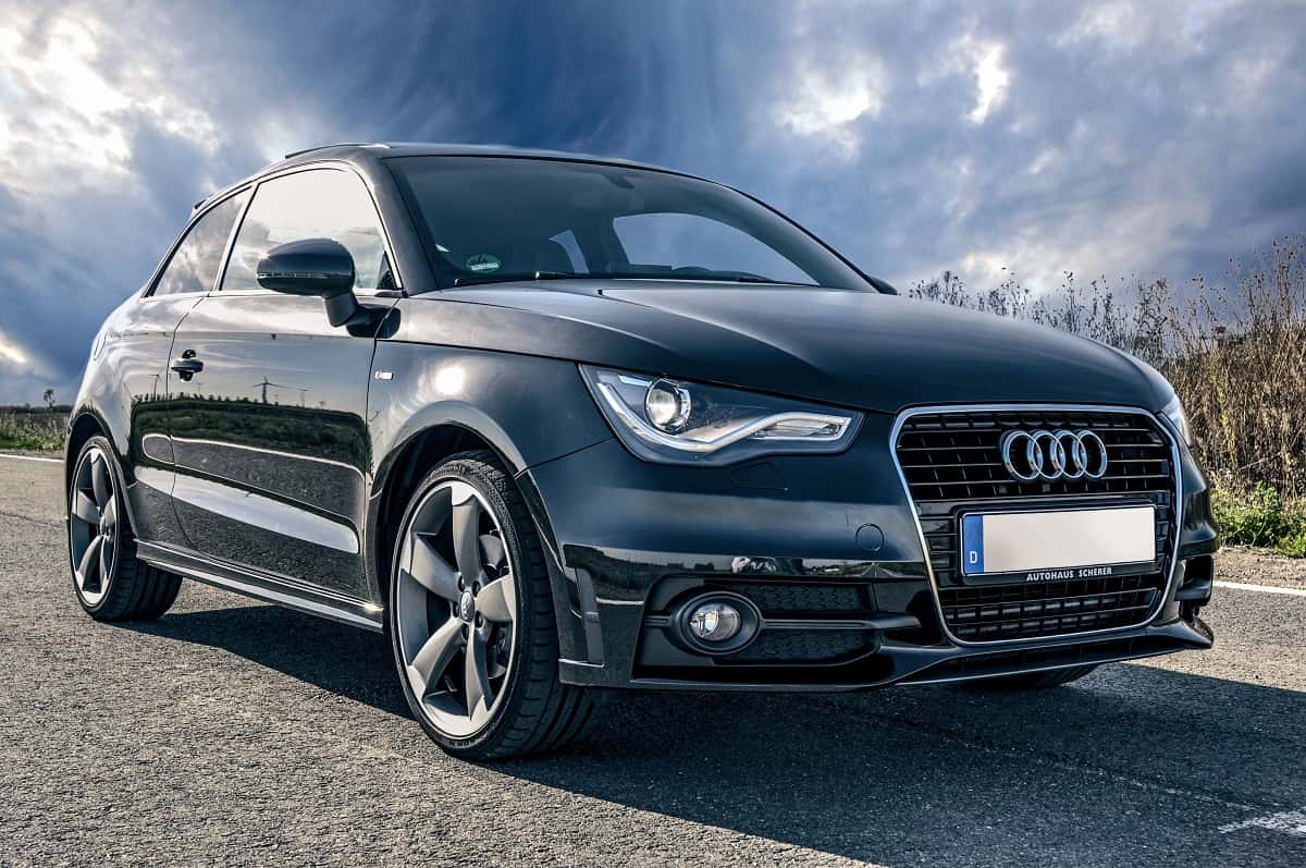 audi-car-car-wallpapers-2394-1562090415820.jpg