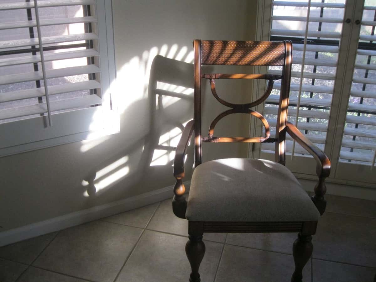 chair-floor-furniture-276526-1561462310313.jpg