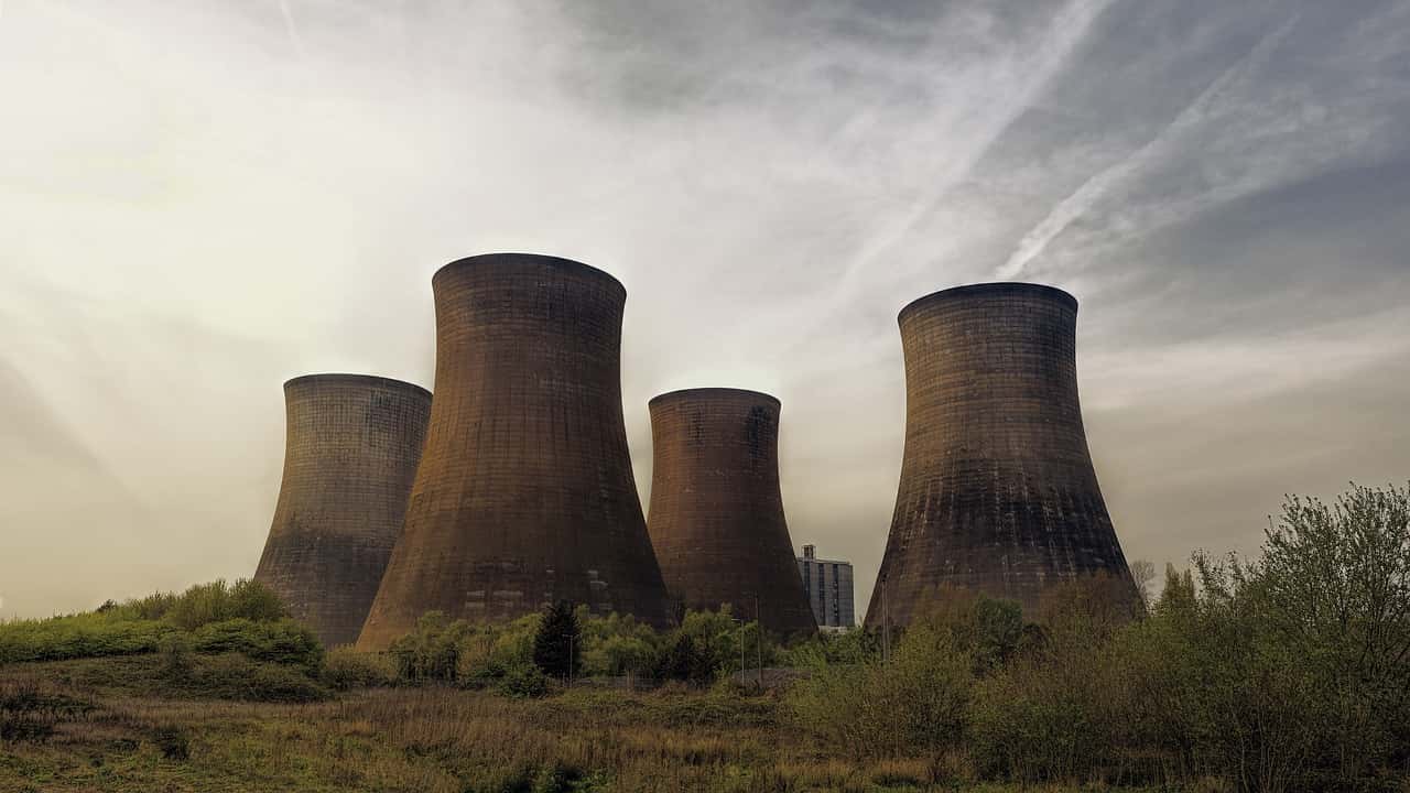 cooling-towers-4172369_1280-1562187589228.jpg