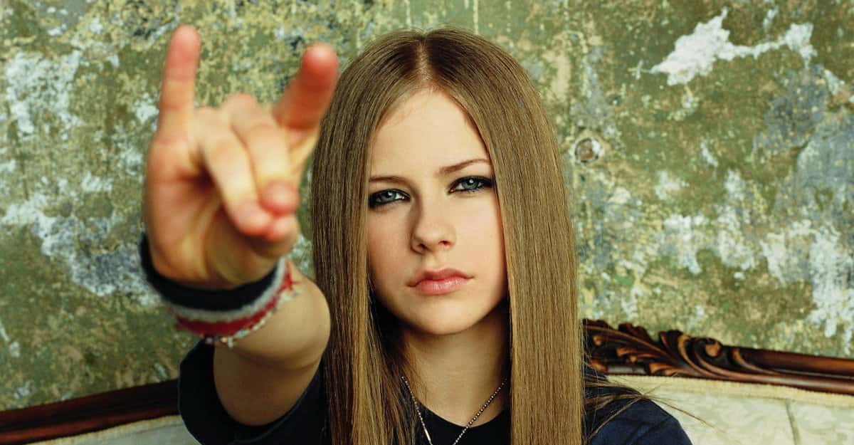 People Share The Odd Trend They Followed As A Kid That Now Makes Them Cringe