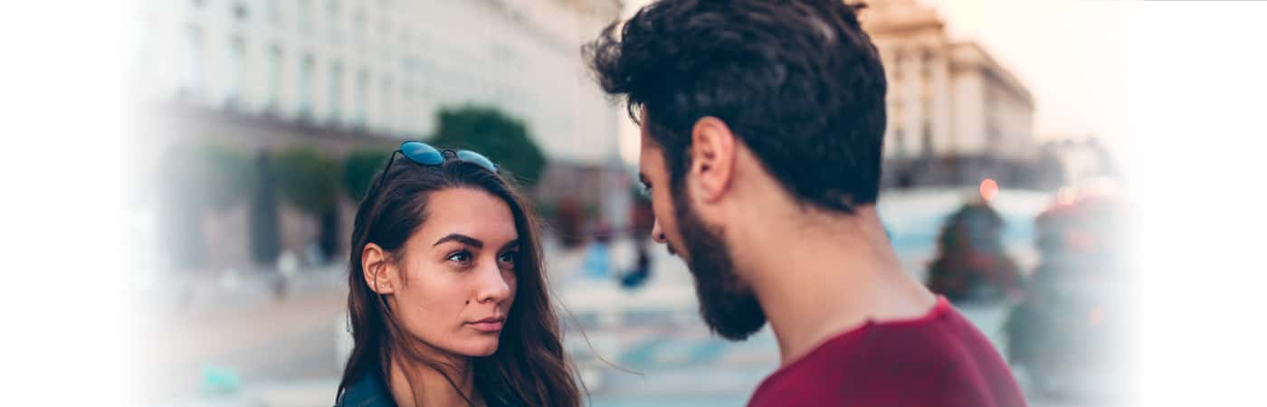 People Share Non-Obvious Signs That Indicate Your Relationship Is Coming To End