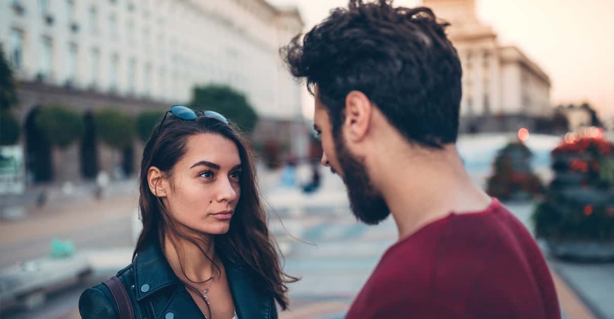 People Share Non-Obvious Signs That Indicate Your Relationship Is Coming To End