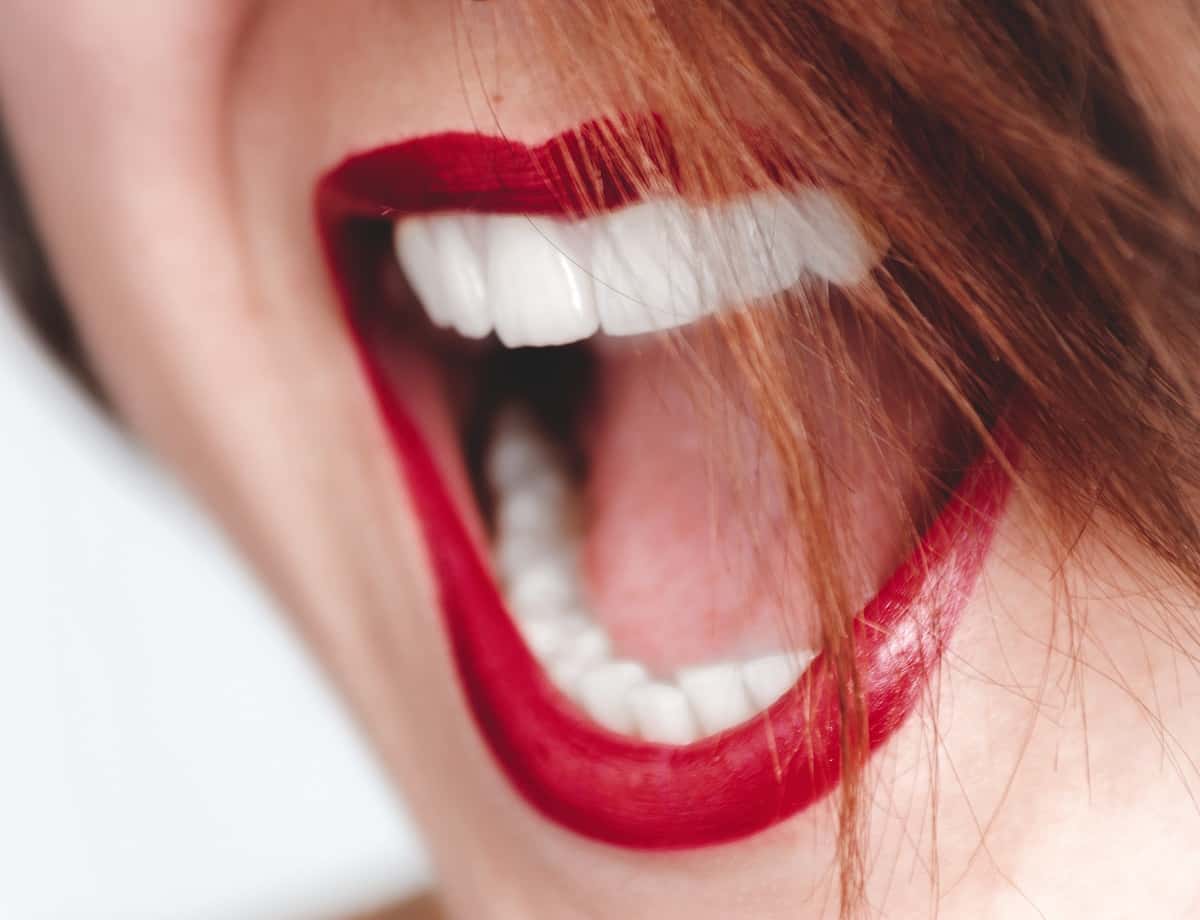 adult-beauty-close-up-922702-1556768049816.jpg