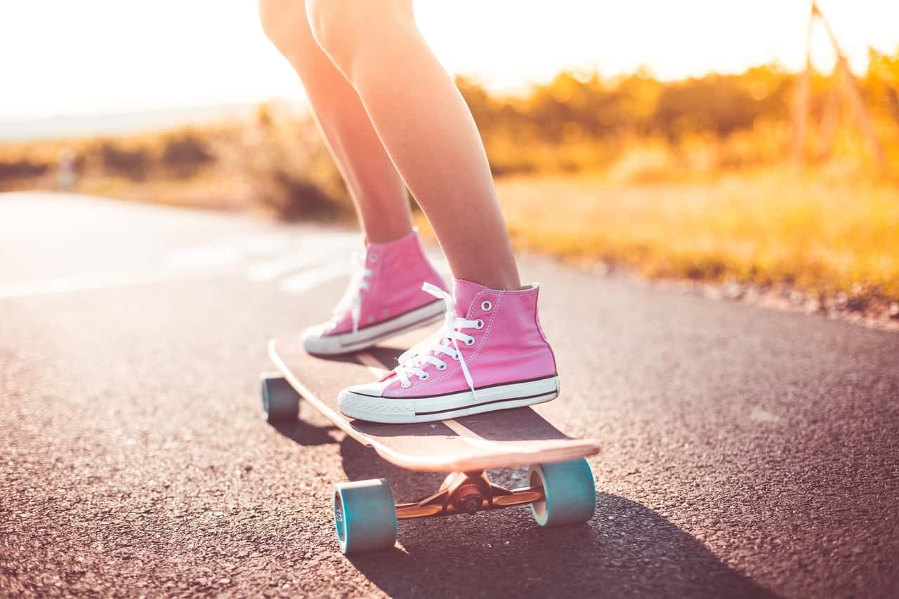road-skate-pink-leg-footwear-skateboard-1449653-pxhere-com-1544161843169.jpg