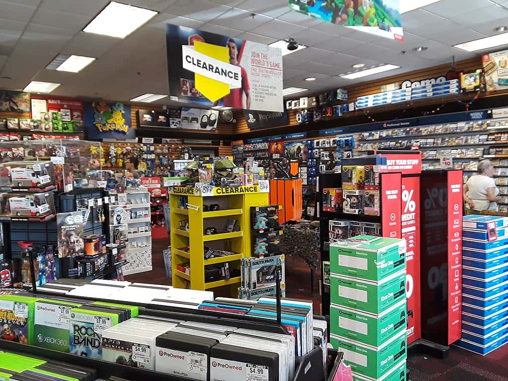 1024px-gamestop_kingstowne_-_2-1557990310459.jpg