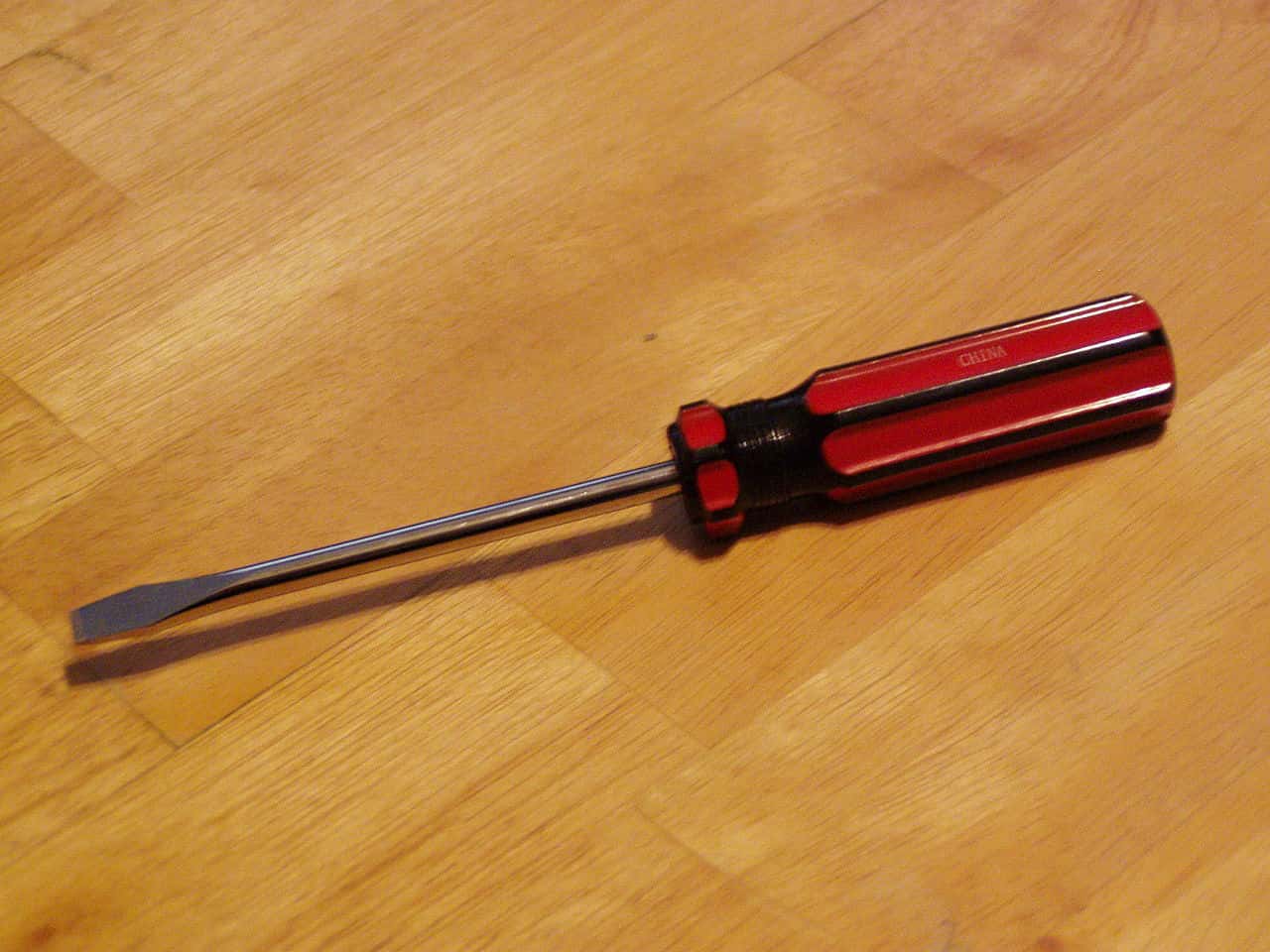 1280px-Flathead_screwdriver