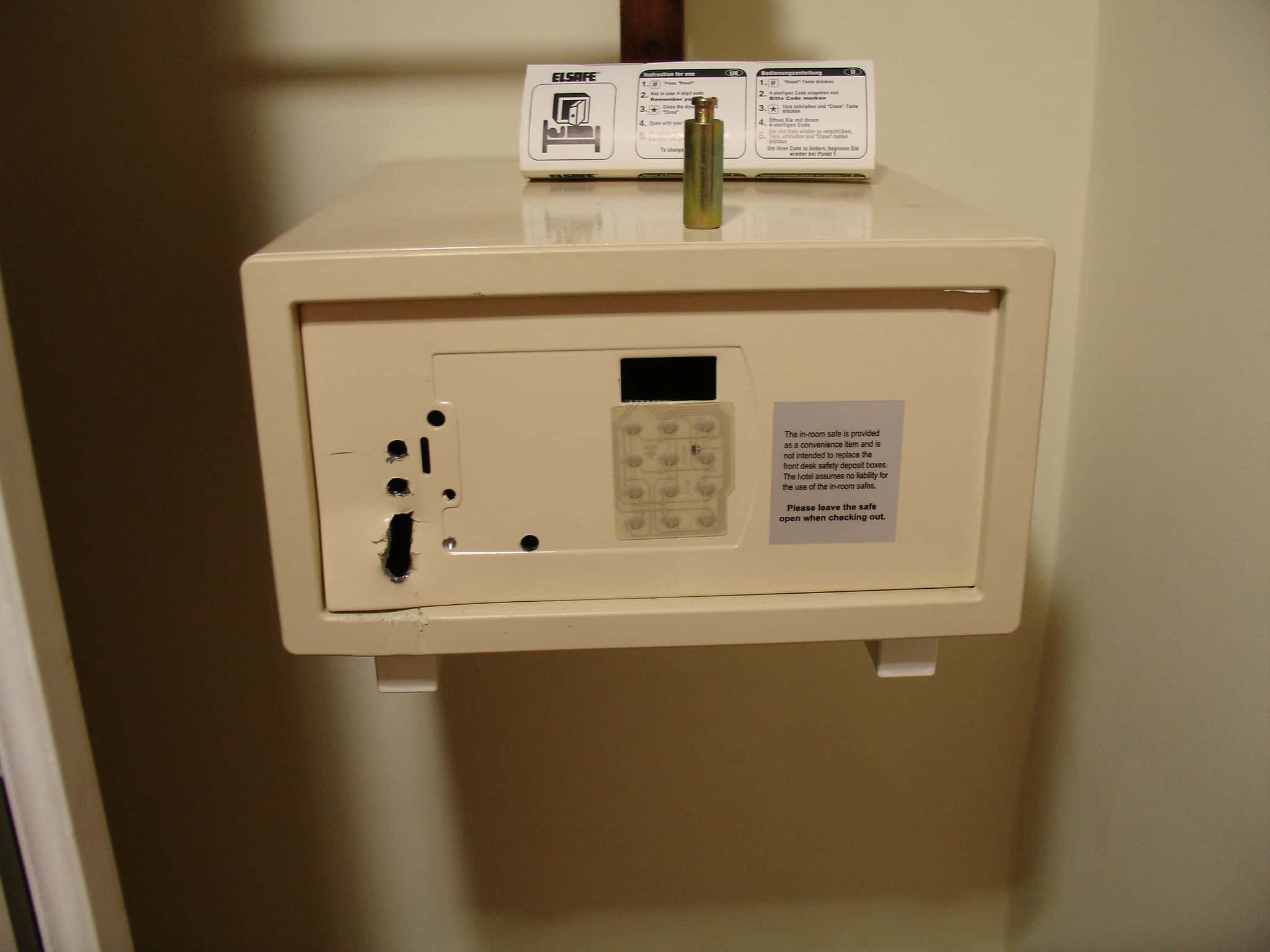 2486823833_96e81c8620_k