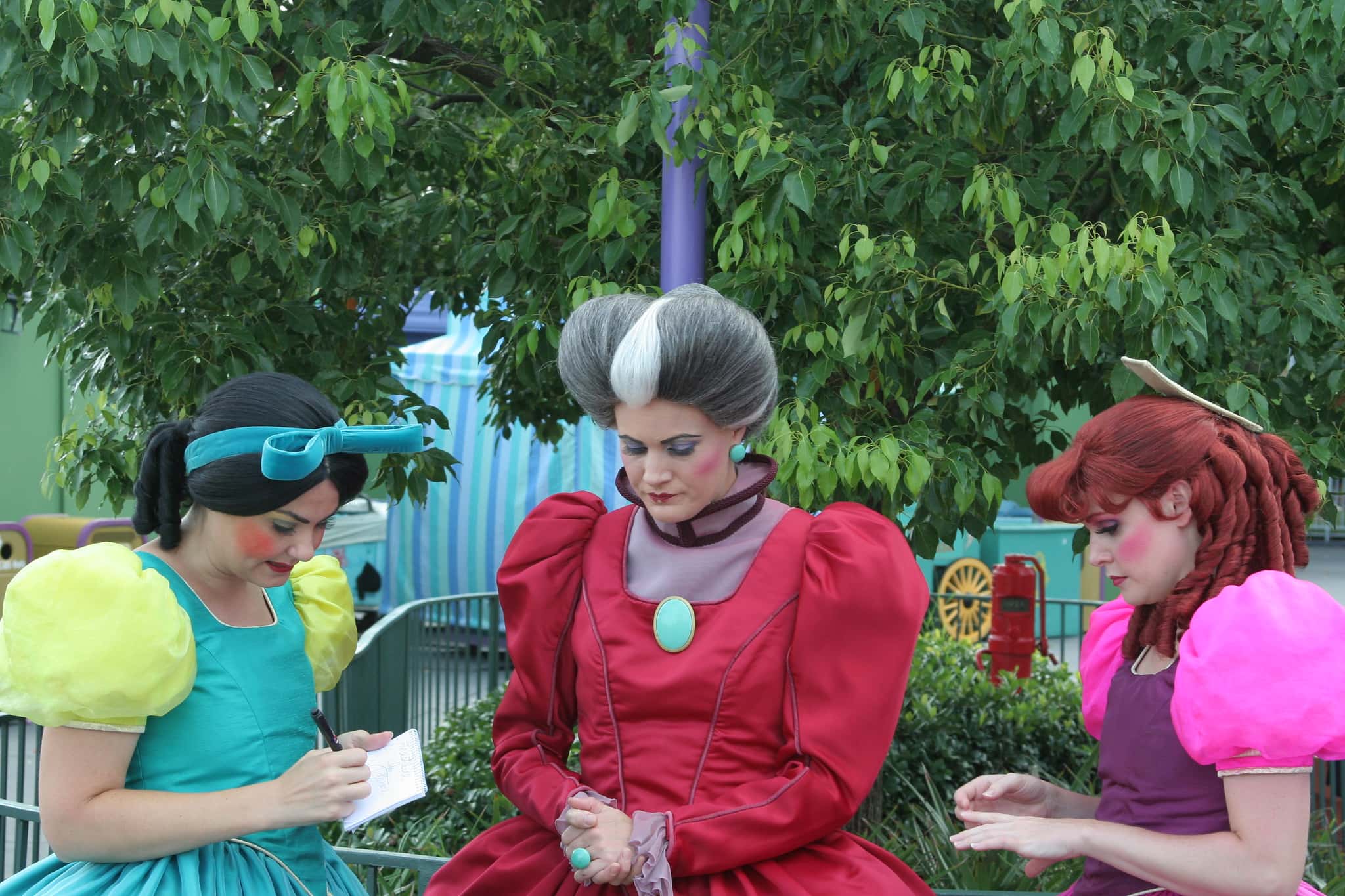 4822000603_b7a90d053c_k