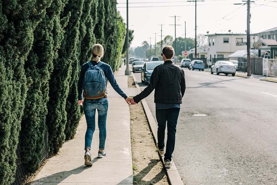couple-1210023_960_720
