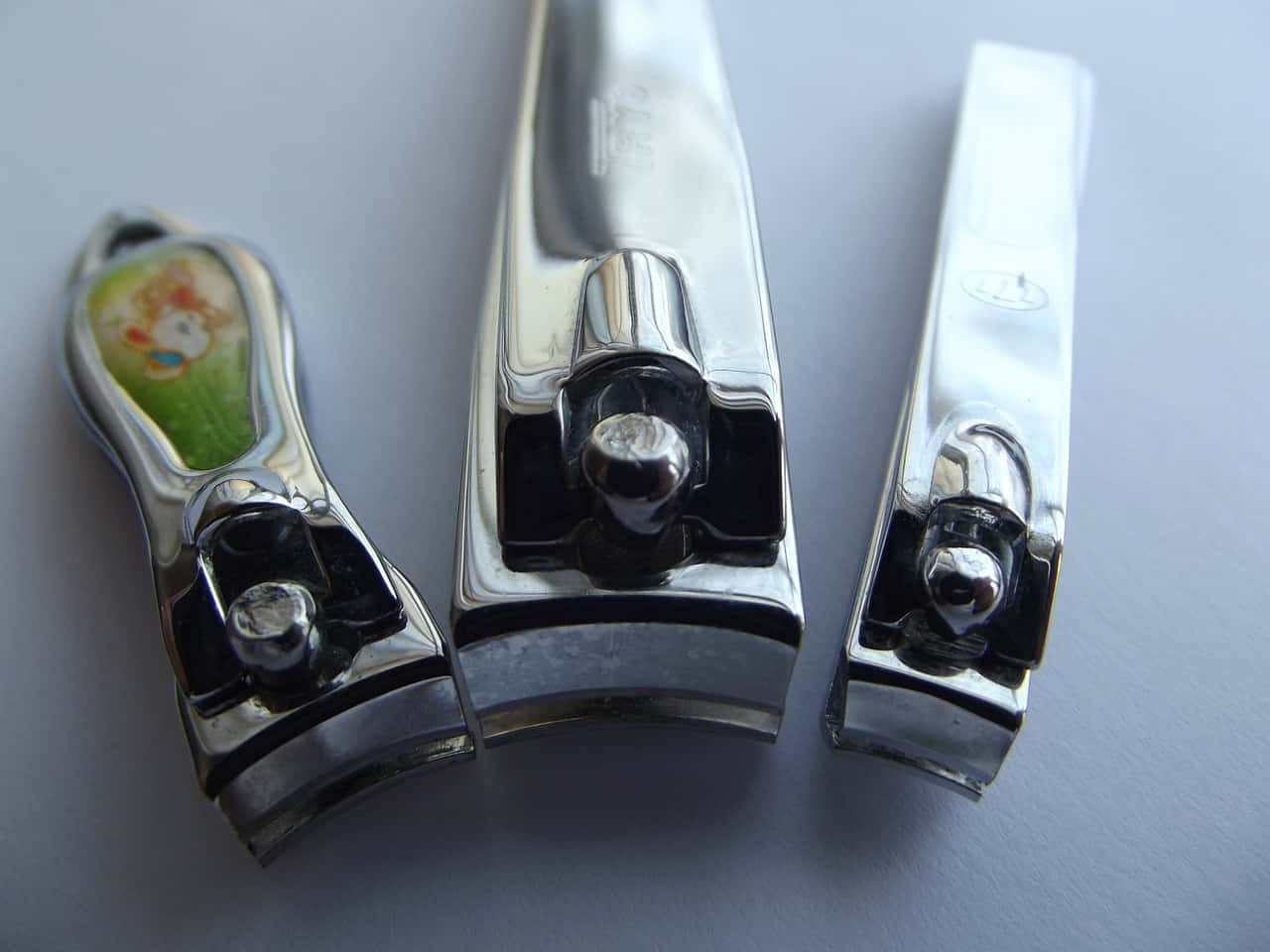 nail-clippers-106382_1280