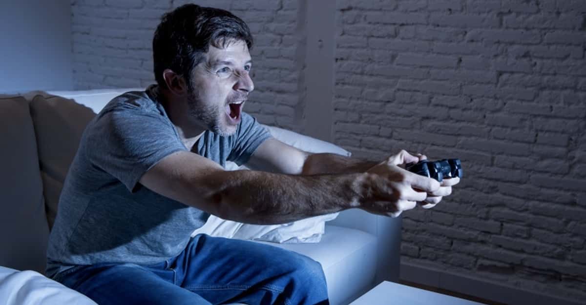 Video Game Store Employees Share Their Worst Stories While On The Job