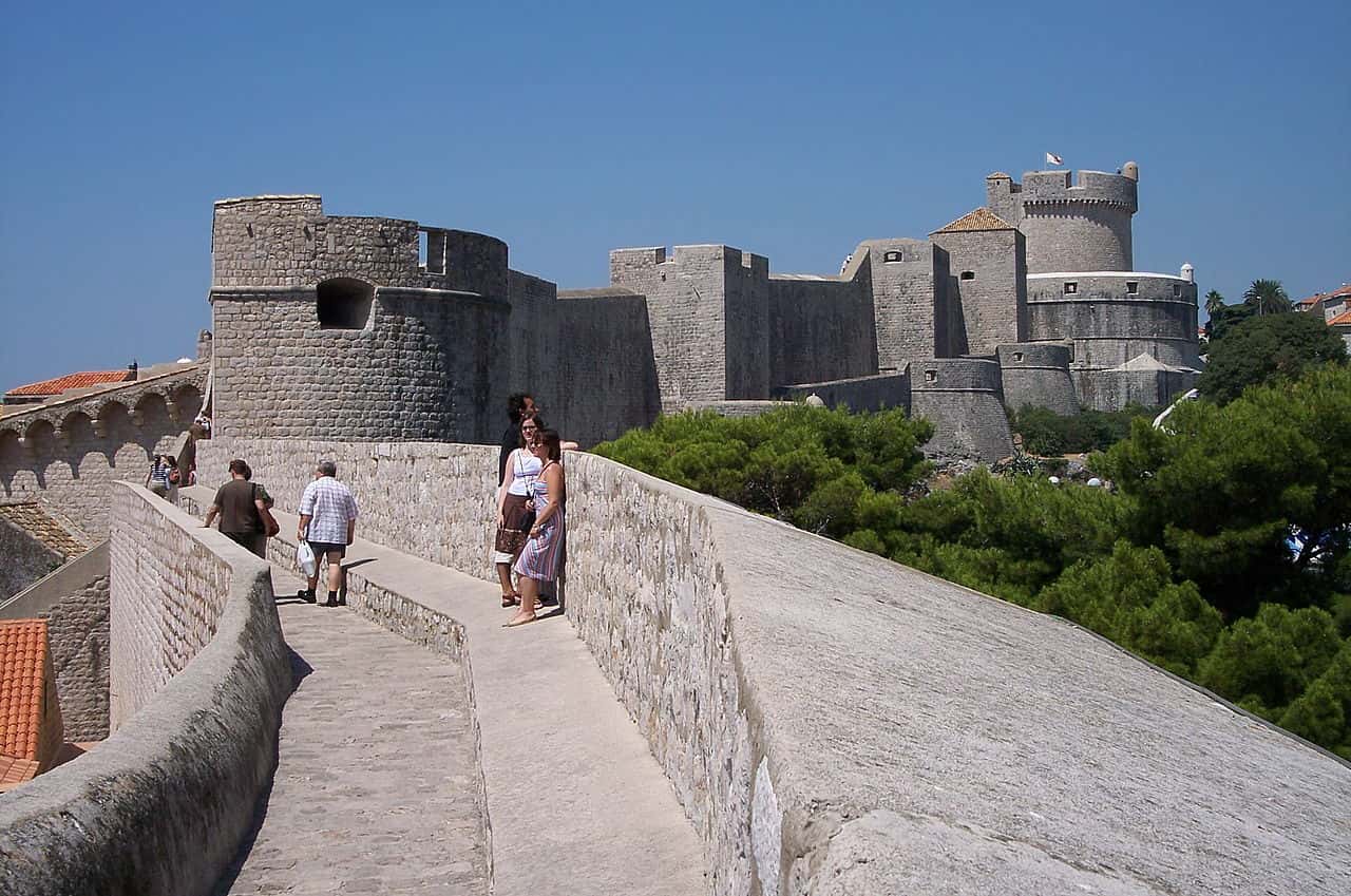 1280px-Walls_of_Dubrovnik