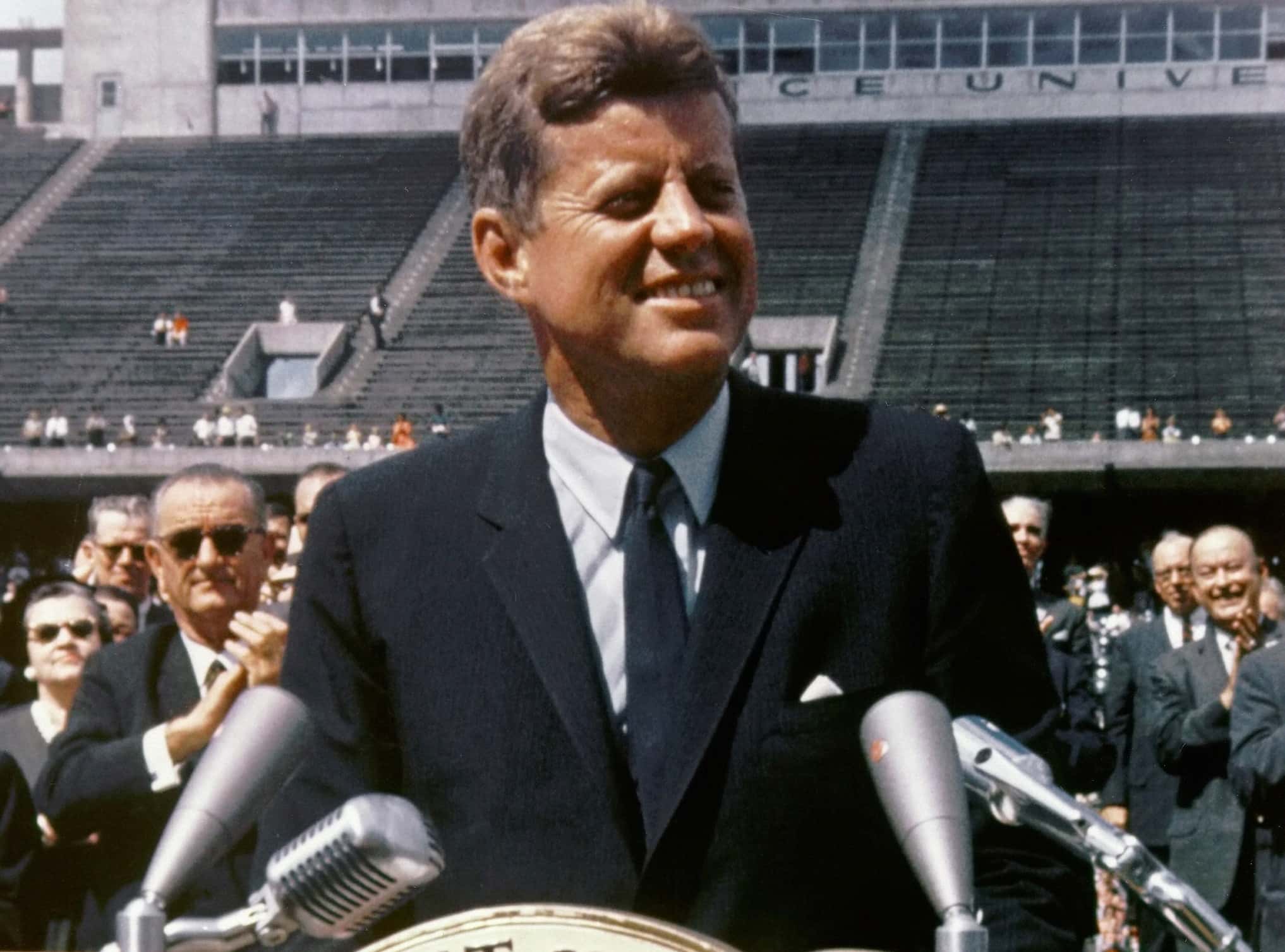 John_F._Kennedy_speaks_at_Rice_University