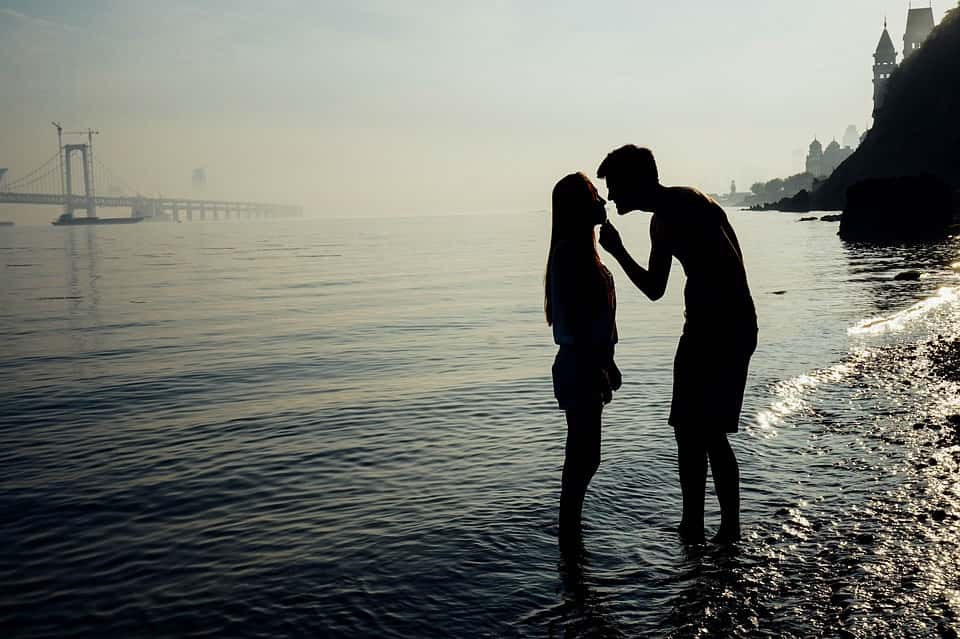 Sunset Beach Silhouette Love Couples Dalian Kiss
